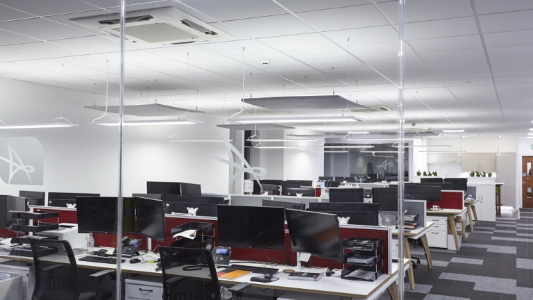 The-Importance-of-Smart-Lighting-in-the-Workplace